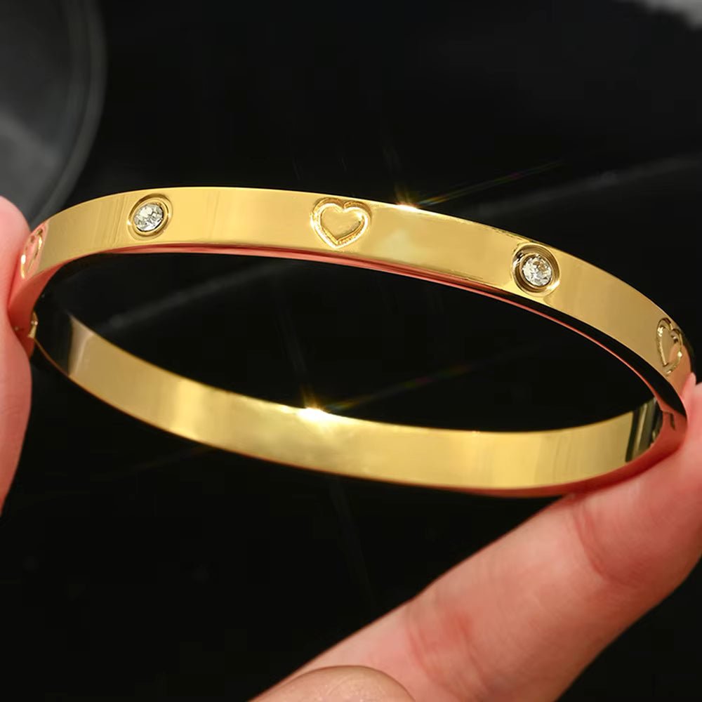 Eterna Love