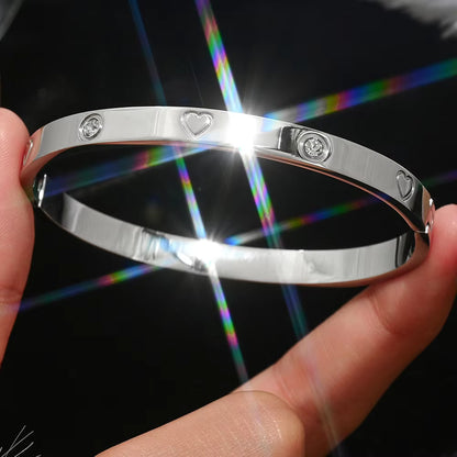Eterna Love